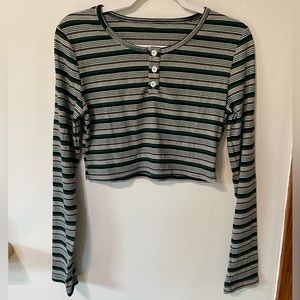 cropped long sleeve top